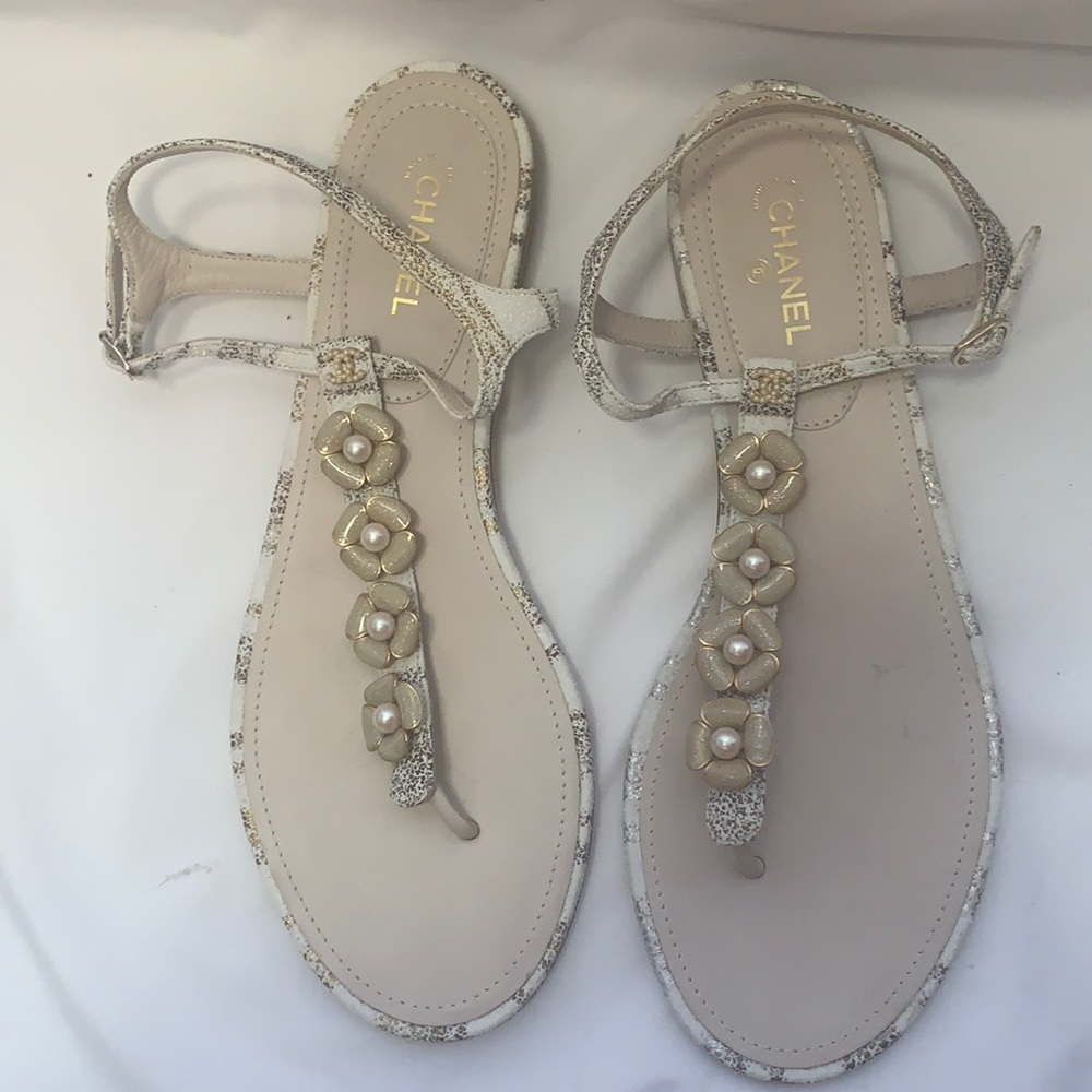 Chanel T strap sandal, cream and gold with pearl flowers size 40C